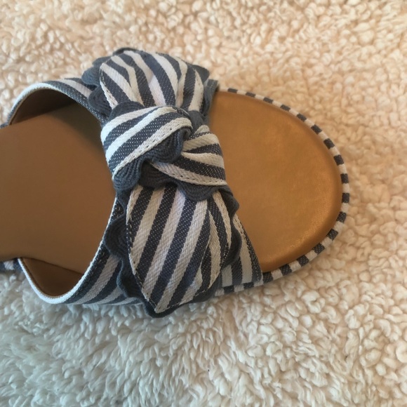 NWB | J. Crew | Striped | Bow | Slide Sandals - Picture 4 of 5